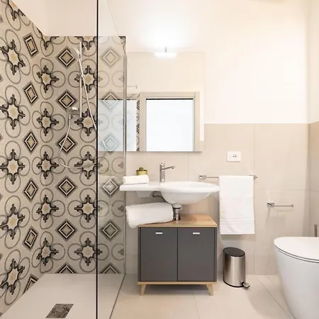 Stanza Farina Con Bagno 托尔托利